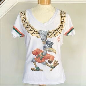 Dyme Lyfe University of Miami Gold Chain V-Neck T-Shirt Women's Large